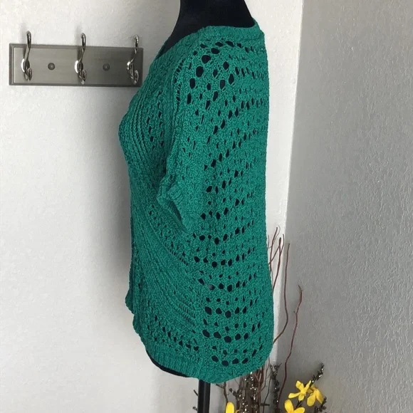 Express Green Crochet Top - Picture 3 of 8